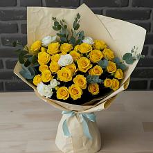 Букет цветов из:  Розы в Восточный Тульская область