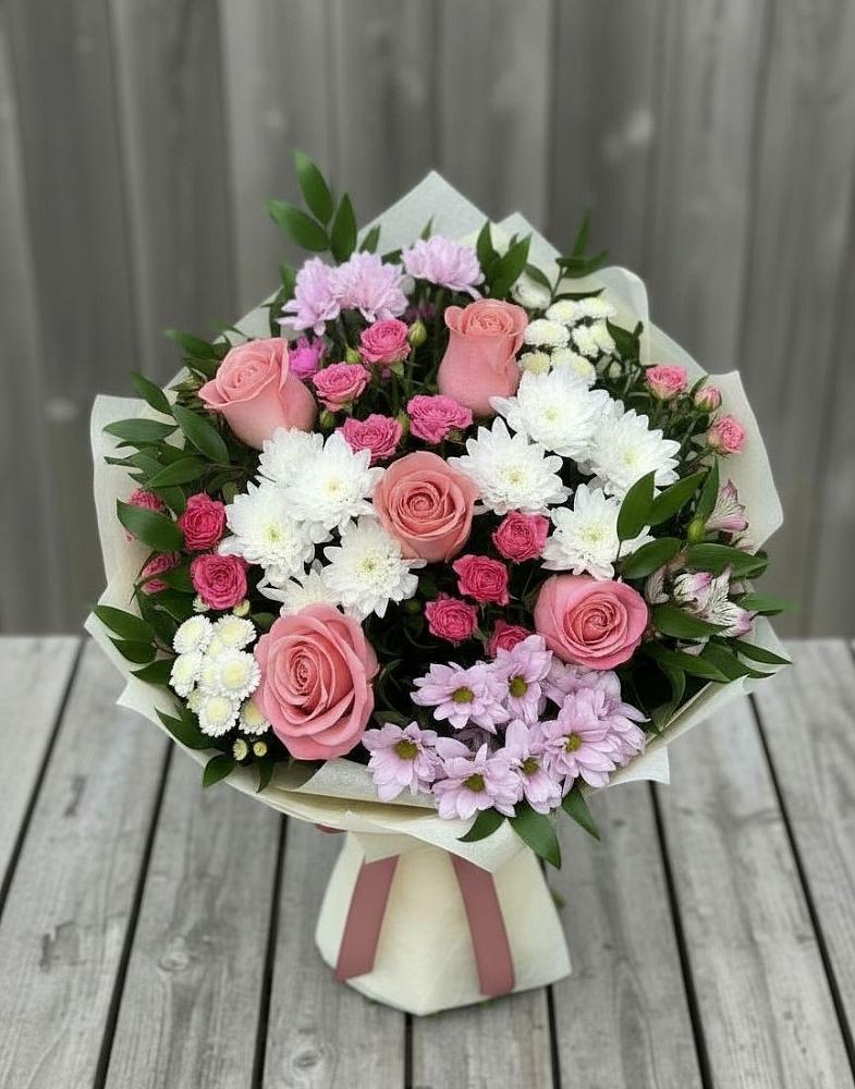 Букет цветов из: Альстромерии, Гвоздики, Розы и Хризантемы в Восточный Тульская область