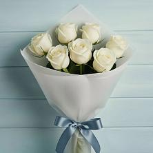 Букет 7 Белых роз Эдлесс Лав в Восточный Тульская область
