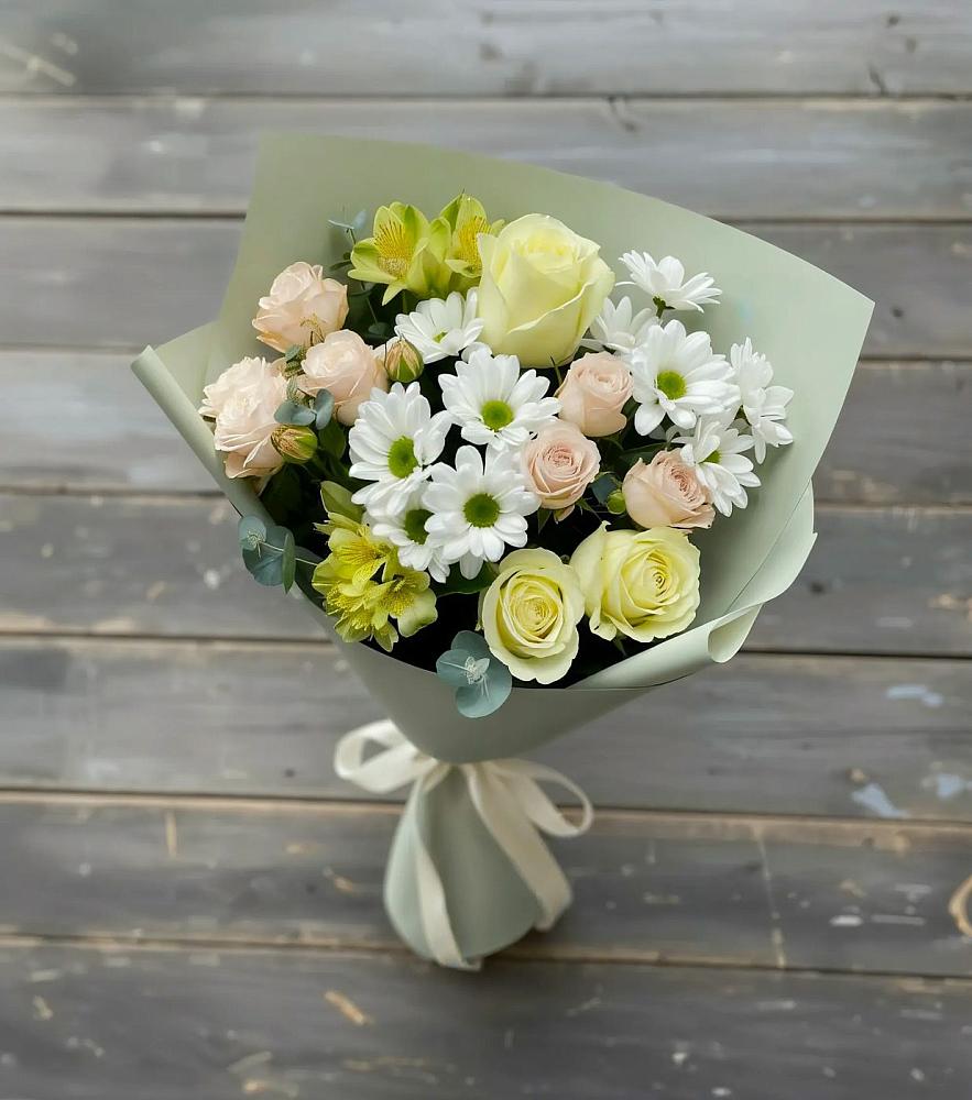 Букет цветов из: Альстромерии, Розы и Хризантемы в Восточный Тульская область