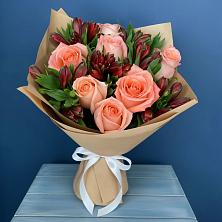 Букет цветов из:  Розы и Альстромерии в Восточный Тульская область