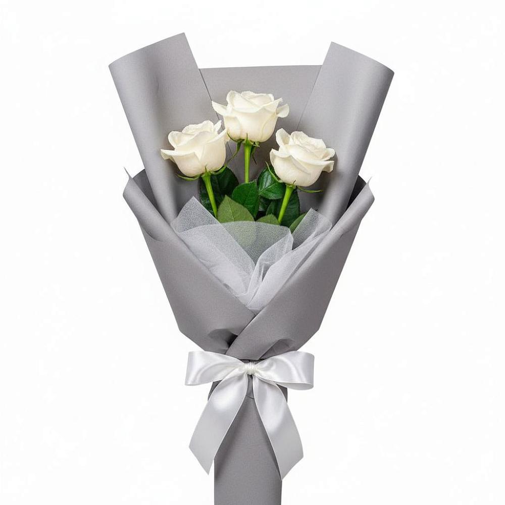 Букет 3 белые розы в Восточный Тульская область