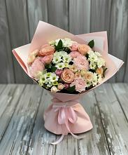 Букет цветов из:  Гвоздики, Розы и Хризантемы в Восточный Тульская область