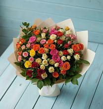 Букет Микс из разноцветных кустовых роз в Восточный Тульская область