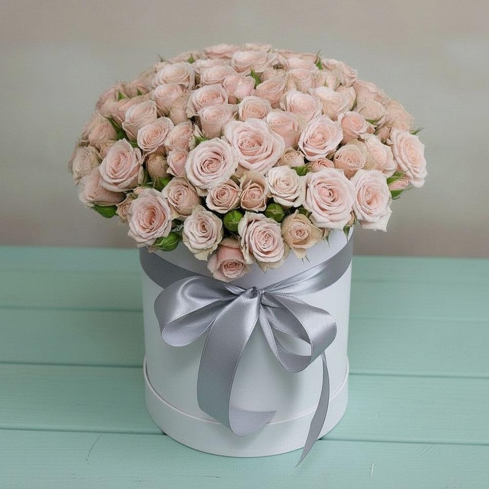 Цветочная композиция из Розы в шляпной коробке в Восточный Тульская область